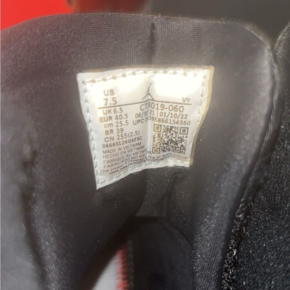 Air Jordan 9 retro - Picture 2 of 4